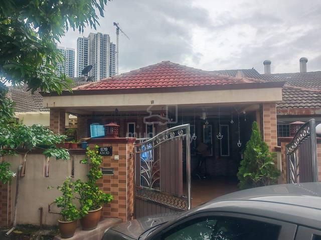 RENOVATED Single Storey Terrace, Taman Medan Petaling Jaya 1