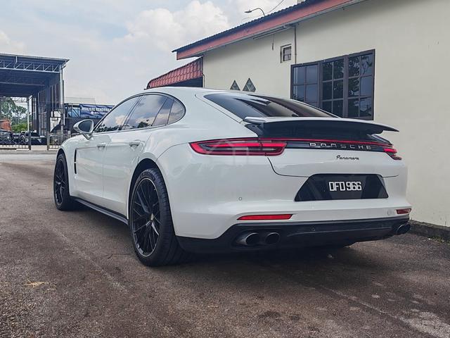 2019 Porsche PANAMERA 3.0 (A) - 3