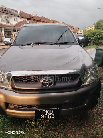 2011 Toyota HILUX 2.5 G (A) - 2