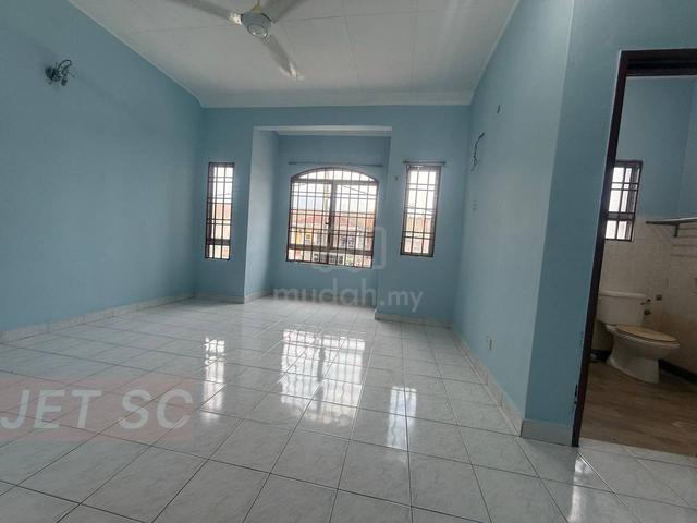 Pandmaran Port Klang Fully Extended Double Storey House 1