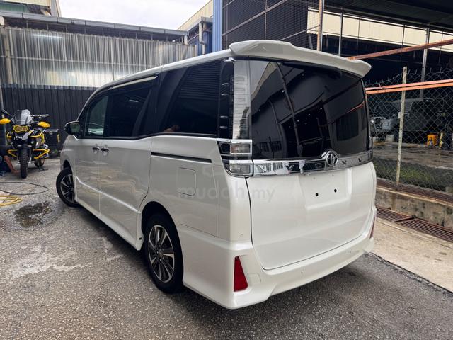 TOYOTA VOXY ZS3 2.0(a)UNREG 2021 - 3