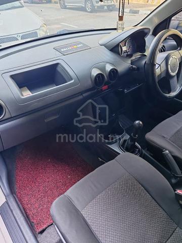 2010 Proton SAGA 1.3 BASE LINE (M) - 5