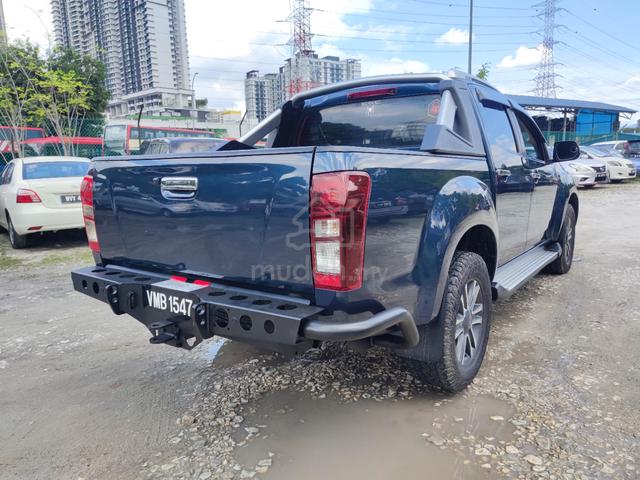 Isuzu D-MAX 2.5 (A) 4x4 FACELIFT Pick-Up - 5