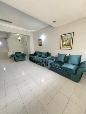 Duplex Taman Tunas Muda town house near SPICE Sungai ara 1