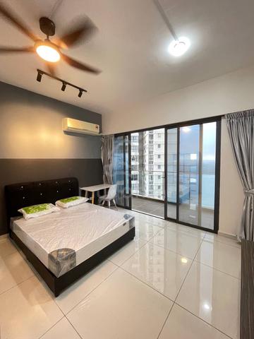 JB Nearby Ciq Danga Bay Room Seaview / Wifi / Utility / Shuttle Bus 1