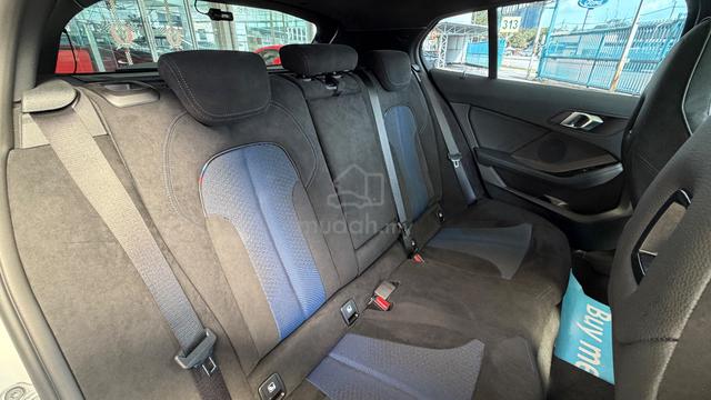 2023 BMW M135i 2.0 xDrive Hatchback 4WD Grade 4.5A - 5