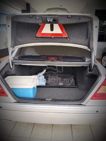 Good Condition 1995 Mercedes Benz 200E 2.0 (Auto) - 5