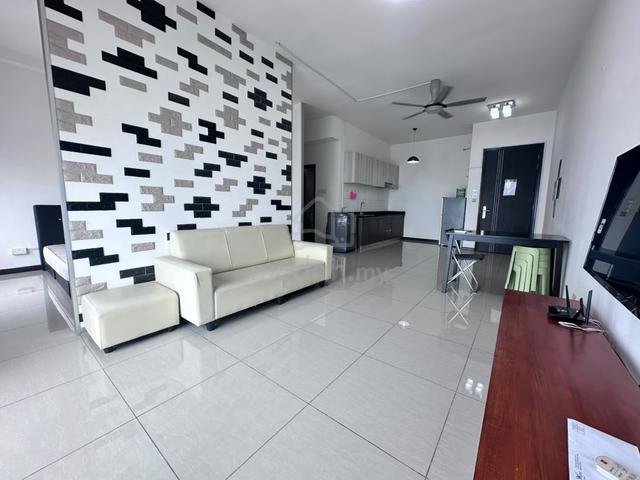 Molek Regency 1