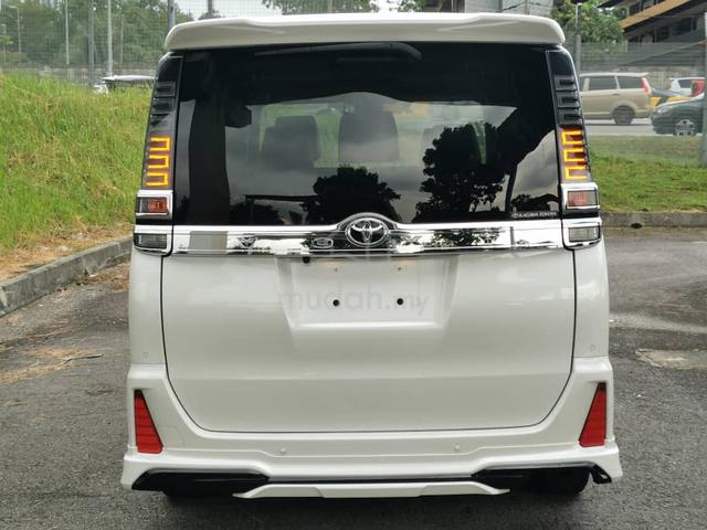 BIGSALE✅2021 Toyota VOXY 2.0 ZS Modellista 7S 2PD - 4