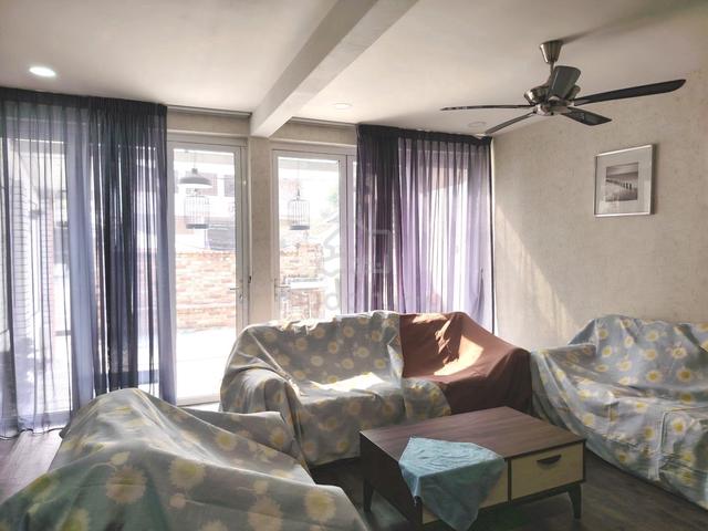 Renovated Fully Furnished Single Storey Terrace at Bandar Hilir 1