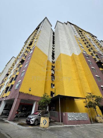 Lagoon Perdana 1