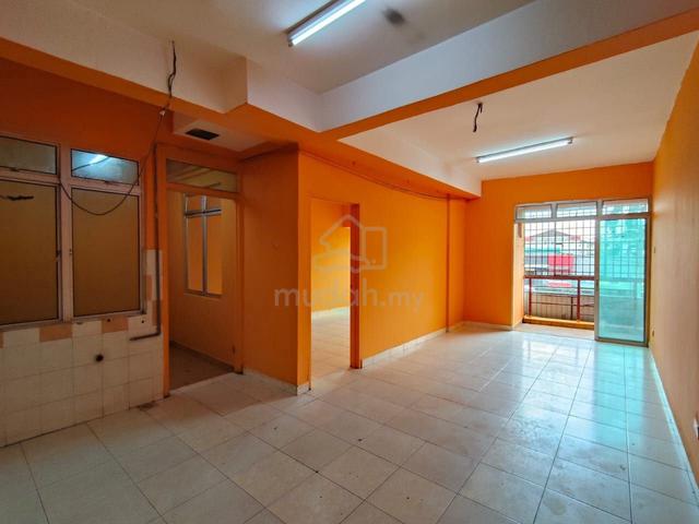 Taman Nusa Bestari, Shop Apartment 1