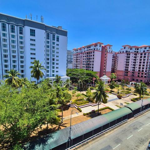 Api-Api Apartment 1