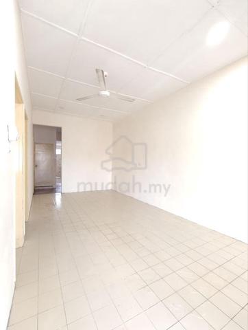 Johor Jaya Single Storey Terrace House For Rent 1