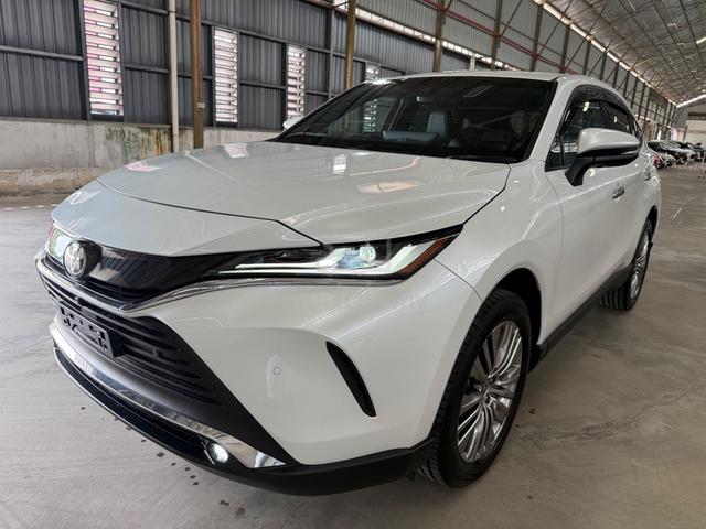 EASY LOAN REBATE 2023 Toyota HARRIER 2.0 Z LEATHER - 4