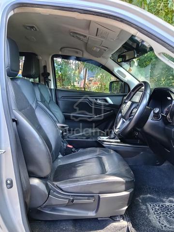 2021 Isuzu D-MAX PREMIUM 1.9L (A) - 3