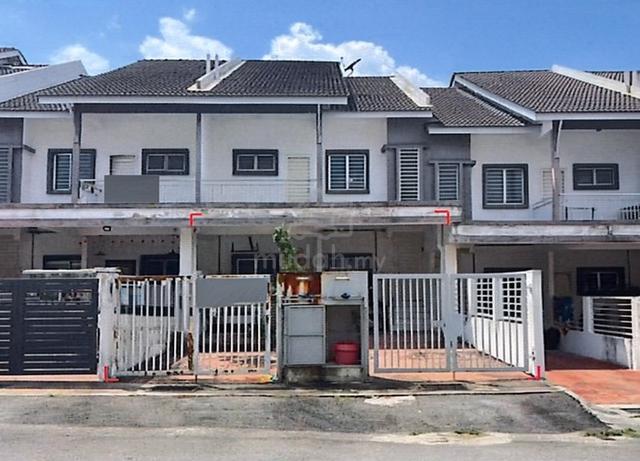 Paling Murah Town House The Lake Residence Di Puchong Depo 5% 1