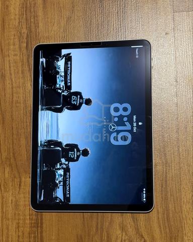 Ipad Air 5th generation - photo 3 of 3
