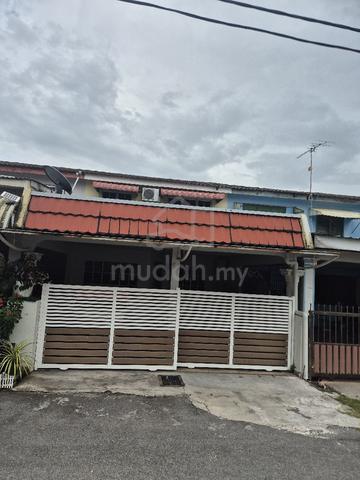 Rumah Taman Kemajuan, Kangar 1