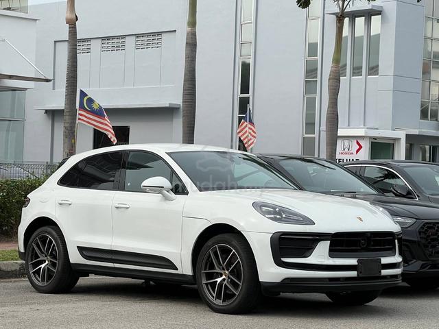 2023 Porsche MACAN 2.0 (A) JAPAN - 1