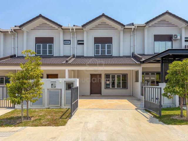 BRAND NEW BIGGER LAND SIZE 2 Sty Hse M Senyumia Salak Tinggi Sepang 1