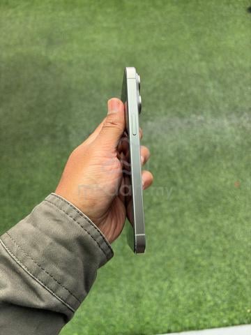 Iphone 15 Pro Max 256GB - photo 3 of 6