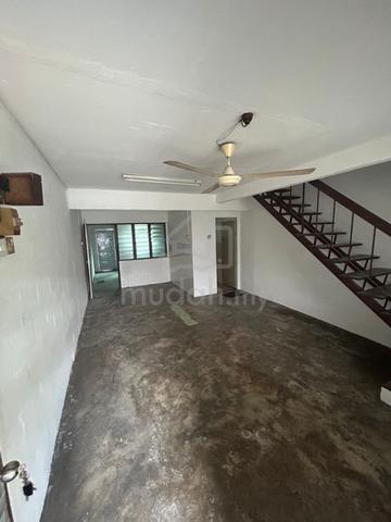 Low Cost Urgent Sale š„ Tasek Ipoh - Double Storey House 1