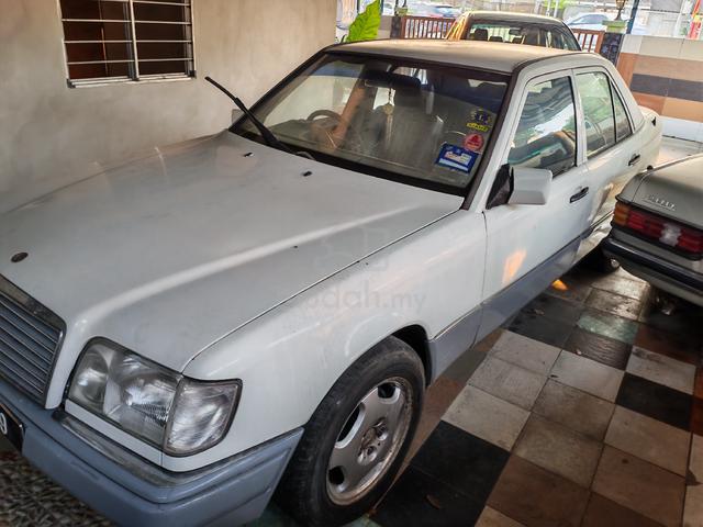 1995 Mercedes Benz 230E 2.3 (A) - 1