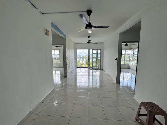 Residensi Laguna Biru 2 1