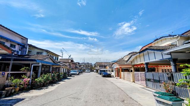 Batu Pahat Taman Maju Double Storey Terrace House 1