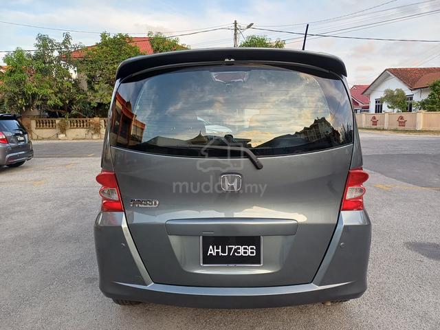 2010 Honda FREED 1.5 E (A) - 4