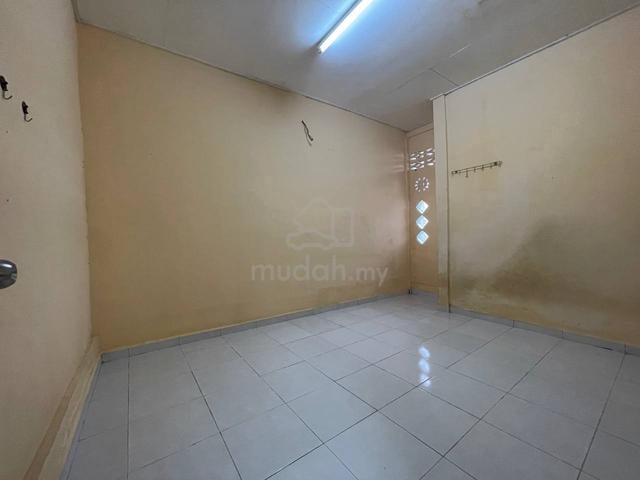 [Facing Open] Corner Lot Taman Merlimau Batu Gajah Pasir untuk dijual 5