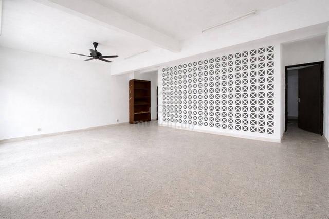 22' x 75'⛳ + RENOVATED✅| 2 Storey, Taman Sri Keramat AU2, Kuala Lumpur 1