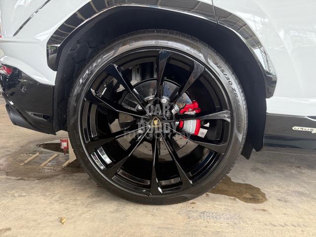 2024 Lamborghini Urus S - 4