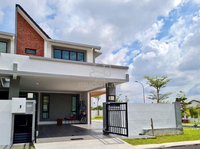 【Jangan Lepas】Corner Lot 40x85 2 Storey Last Unit near Baru Enstek 1