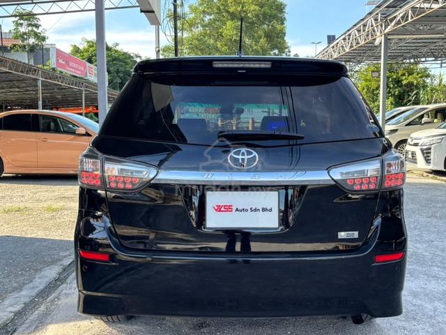 Toyota WISH 1.8 X 8 Seater sport Facelift 1.8x - 4