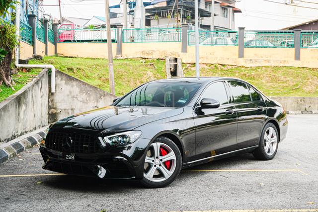 Mercedes Benz E200 AMG Convert Facelift LowMileage - 1