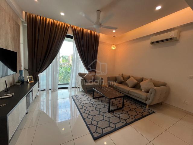 Tropical Villa @ Seri Kembangan for Sale 1