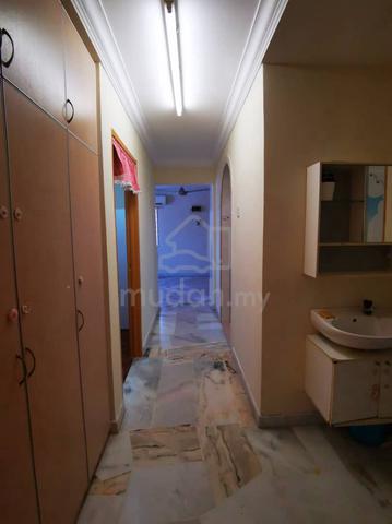 Dahlia Apartment (Sri Rampai) 4