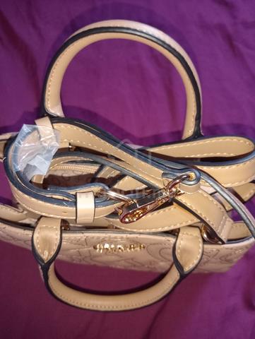Carousel Image