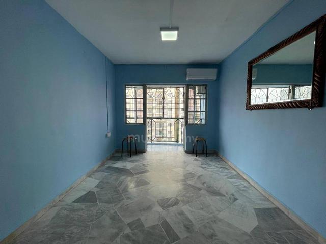 Genting Court Condominium 1