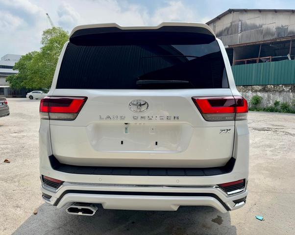2024 Toyota LANDCRUISER 3.5 ZX MODELISTA BLCK SEAT - 5