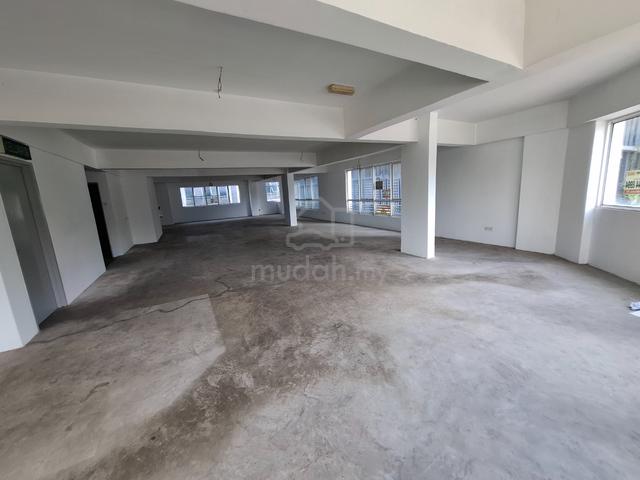 Corner Office 1848 Sf  in Sima Parklane Kelana Jaya Petaling Jaya Rent 1