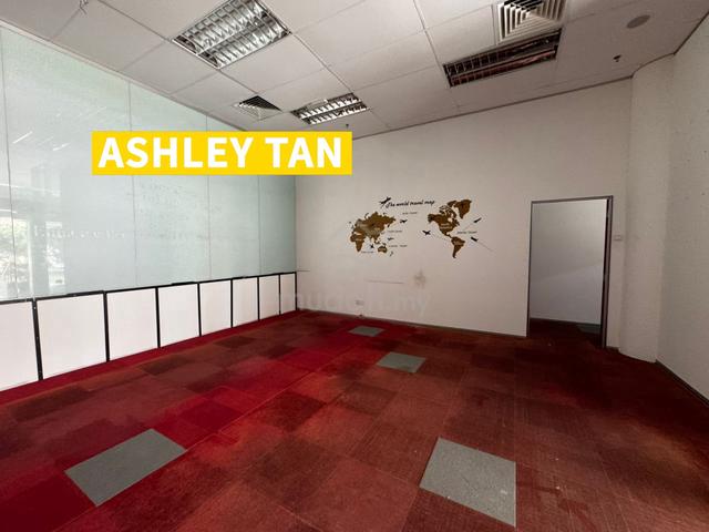 Office Space Wisma Leader Georgetown 4100sqft Partly Reno CentraliseAC 1