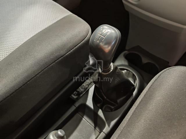 2011 Perodua Alza SX 1.5 (M) B/ListBolehLoanKedai - 5
