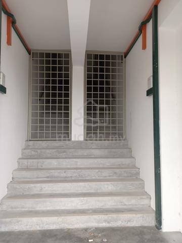 1st floor, Shoplot, Bdr Tek.Kajang, nearby Lekas to Semenyih 1