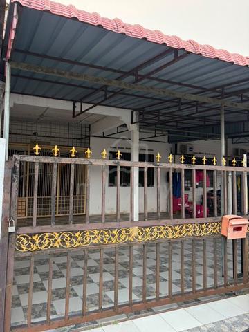 HOUSE FOR RENT - Refurbished Like New [Banting, Selangor] 1