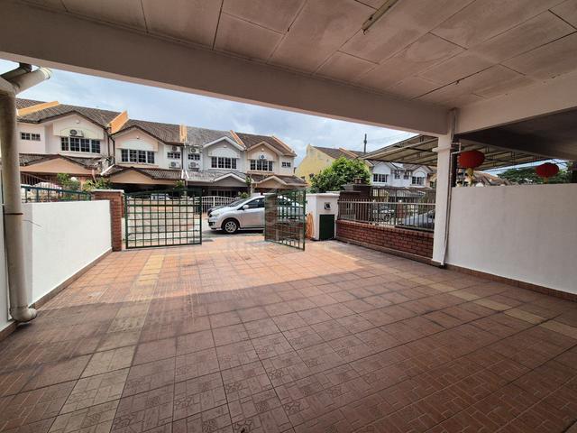 Taman Bukit Mewah Fasa 8 Kajang Double Storey Terrace House 4 Rooms 1