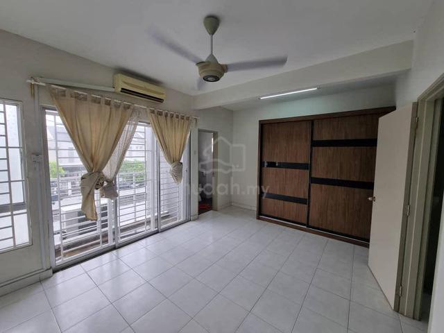 Rumah Bersih Kemas Teres 2 Tingkat Alam Suria Puncak Alam, Selangor. 3