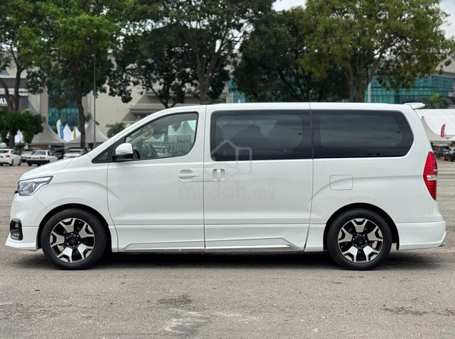 2019 Hyundai GRAND STAREX 2.5 ROYALE FACELIFT (A) - 3